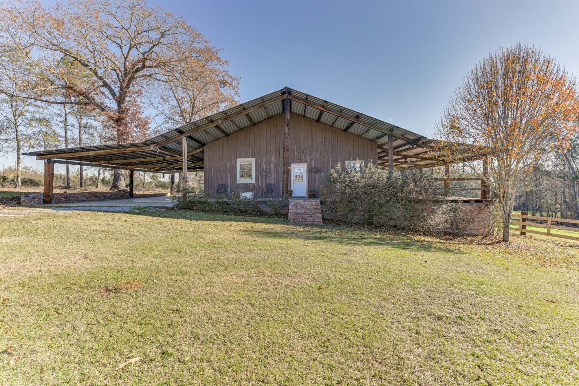 Pet-Friendly Opp Vacation Rental With Spacious Deck! Exterior photo