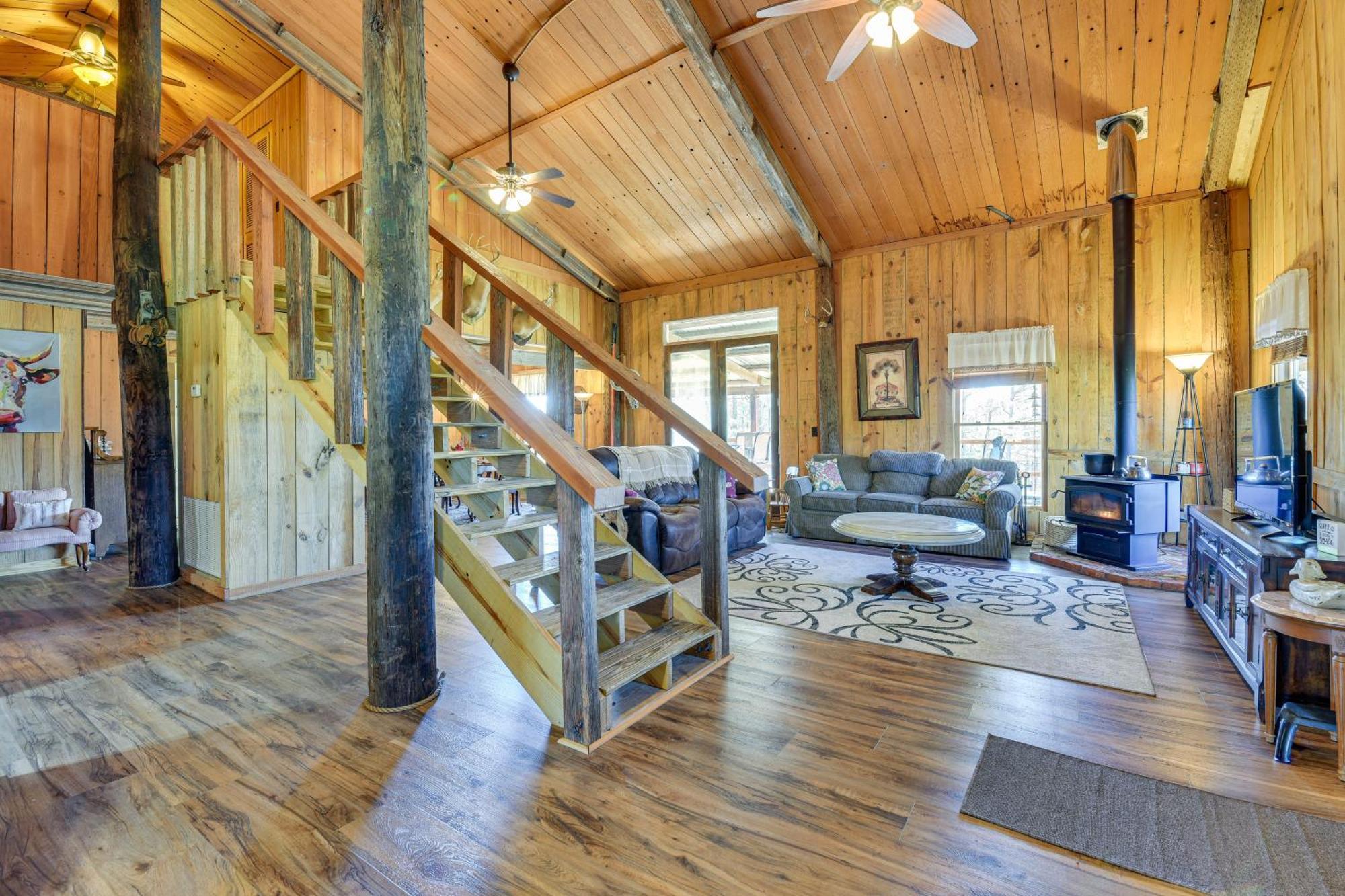 Pet-Friendly Opp Vacation Rental With Spacious Deck! Exterior photo